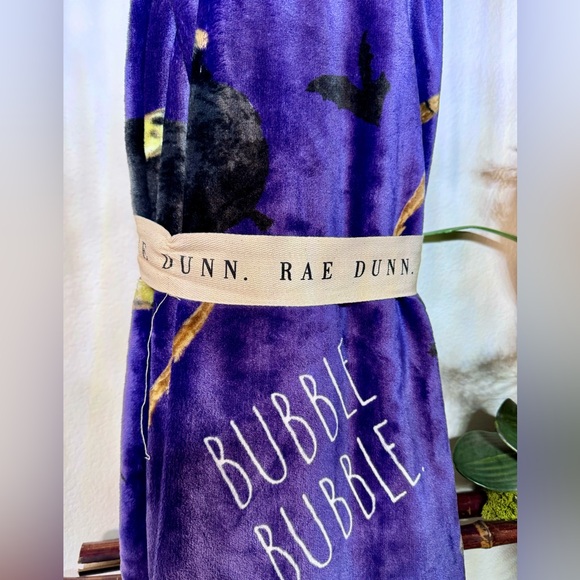 NWT! Rae Dunn 👻 Mystical Halloween Purple Blanket Throw - Picture 2 of 10